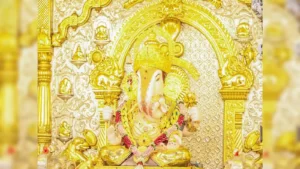 Read more about the article दगडूशेठ हलवाई गणपती (Dagadusheth Halwai Ganpati)