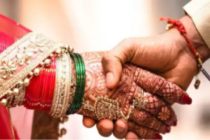 Read more about the article आंतरजातीय विवाह करणाऱ्या जोडप्याला सरकारकडून अडीच लाख 2024 | आंतरजातीय विवाह अनुदान कागदपत्रे मराठी